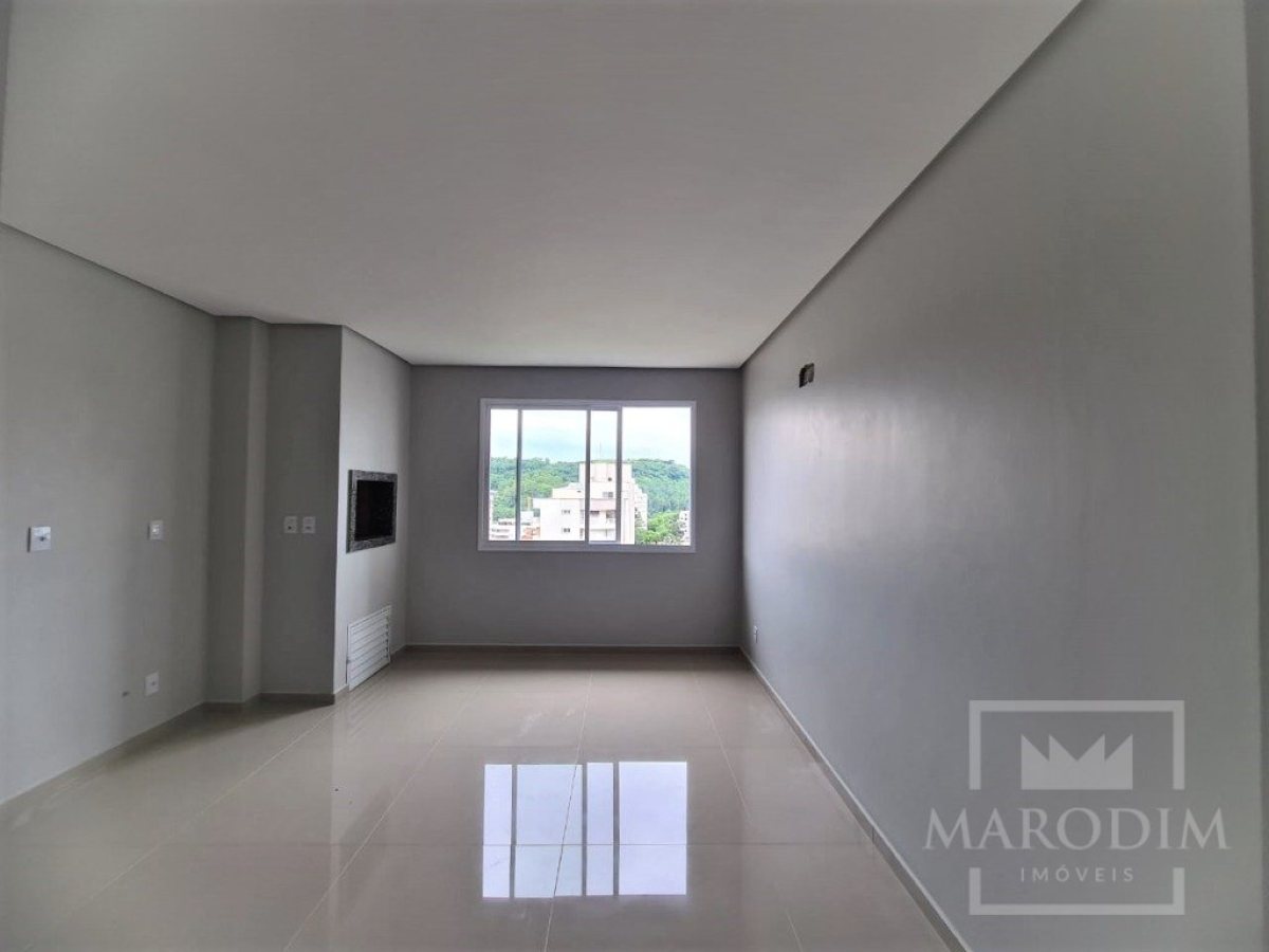 Apartamento com 80m², 2 dormitórios, Sim suíte, 2 vagas, no bairro Centro em Marau