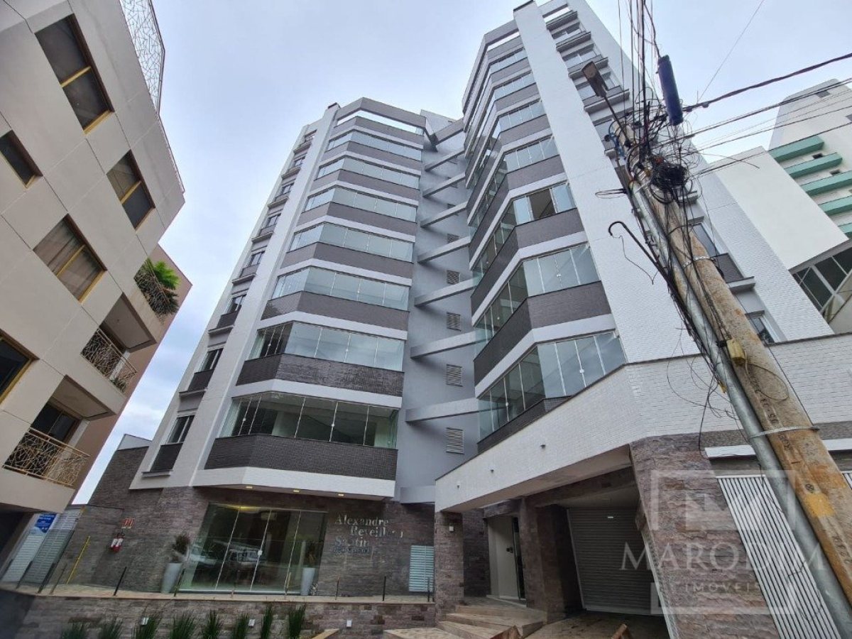 Apartamento com 80m², 2 dormitórios, Sim suíte, 2 vagas, no bairro Centro em Marau