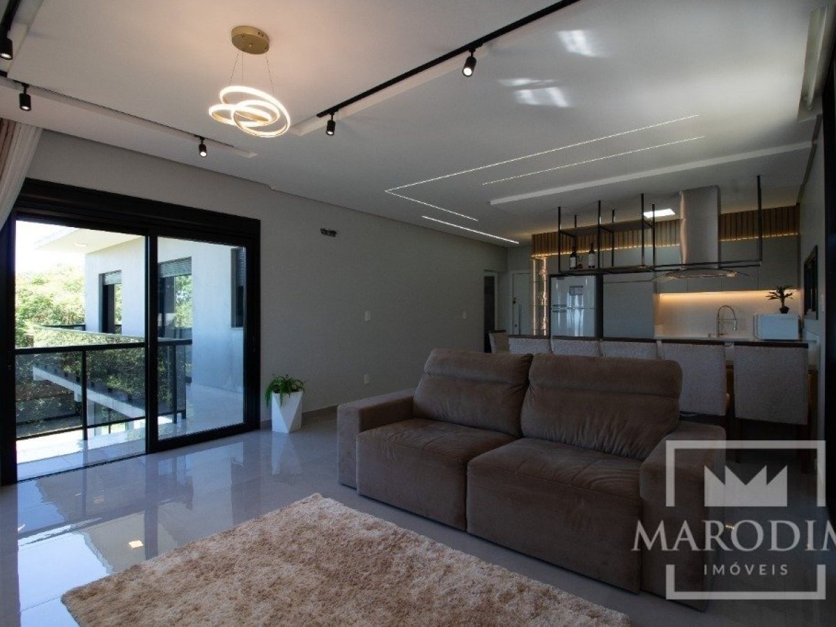 Casa com 269m², 3 dormitórios, Nao suíte, 2 vagas, no bairro Loteamento Santin em Marau