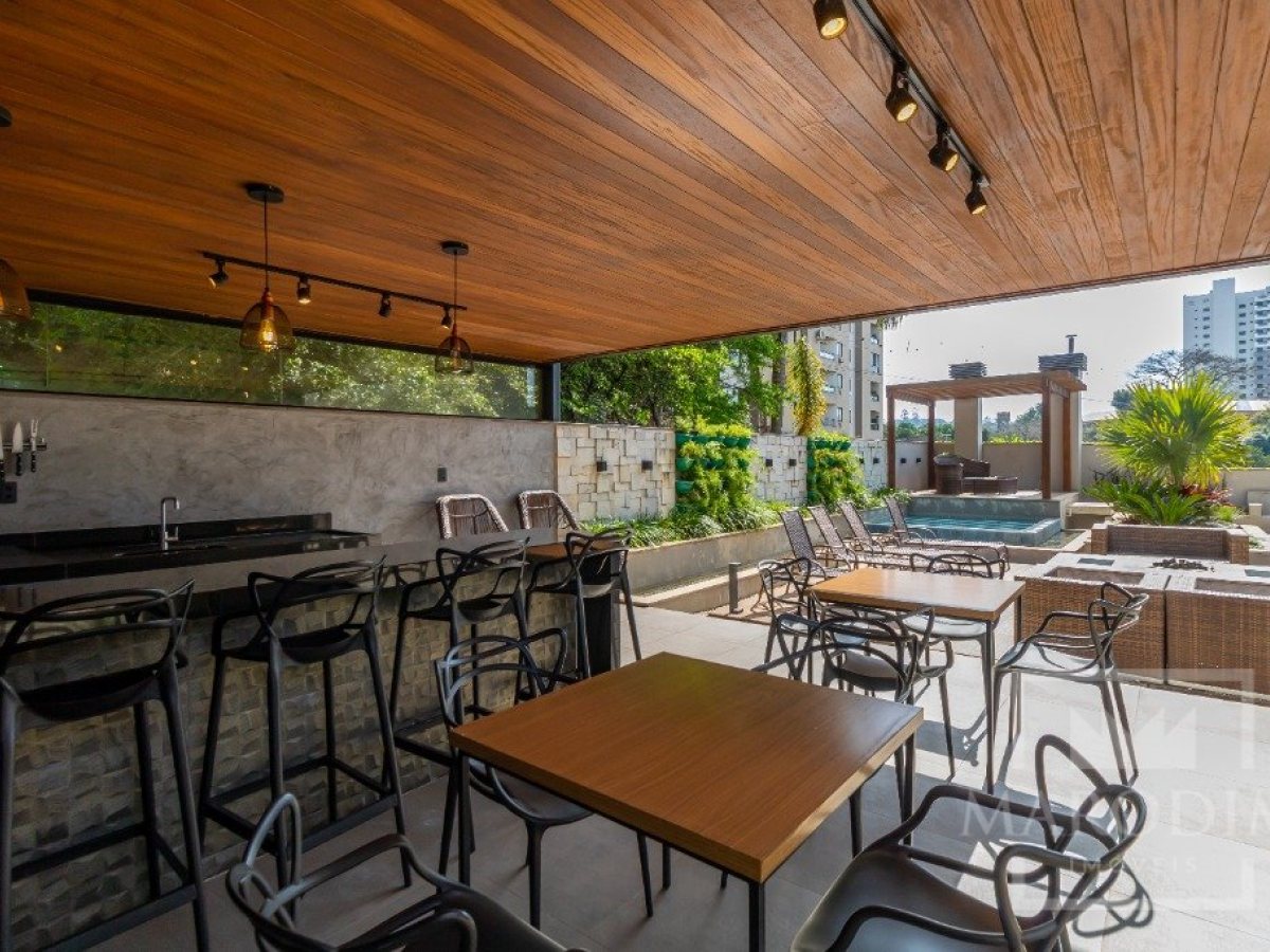 Apartamento com 275m², 3 dormitórios, Sim suíte, 2 vagas, no bairro Centro em Marau