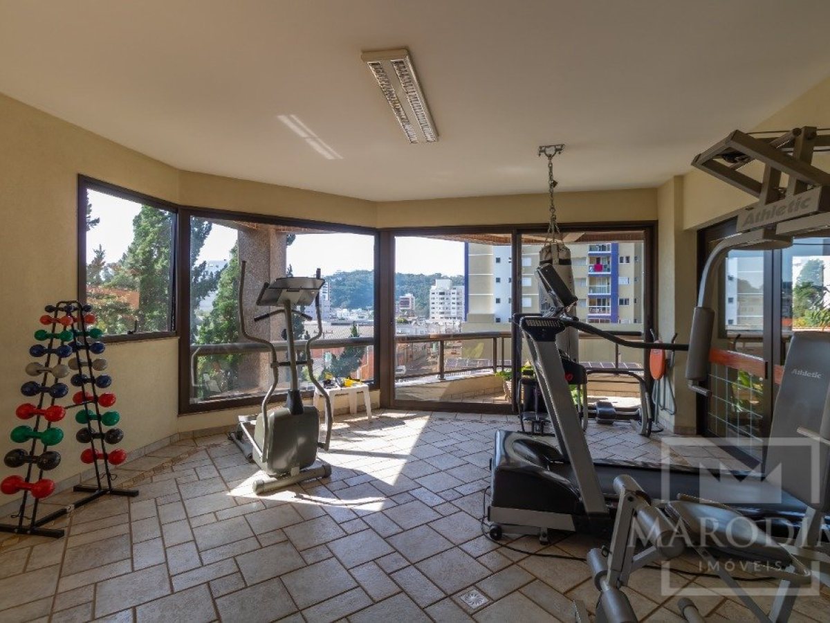 Apartamento com 275m², 3 dormitórios, Sim suíte, 2 vagas, no bairro Centro em Marau