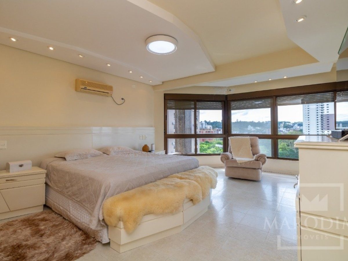 Apartamento com 275m², 3 dormitórios, Sim suíte, 2 vagas, no bairro Centro em Marau