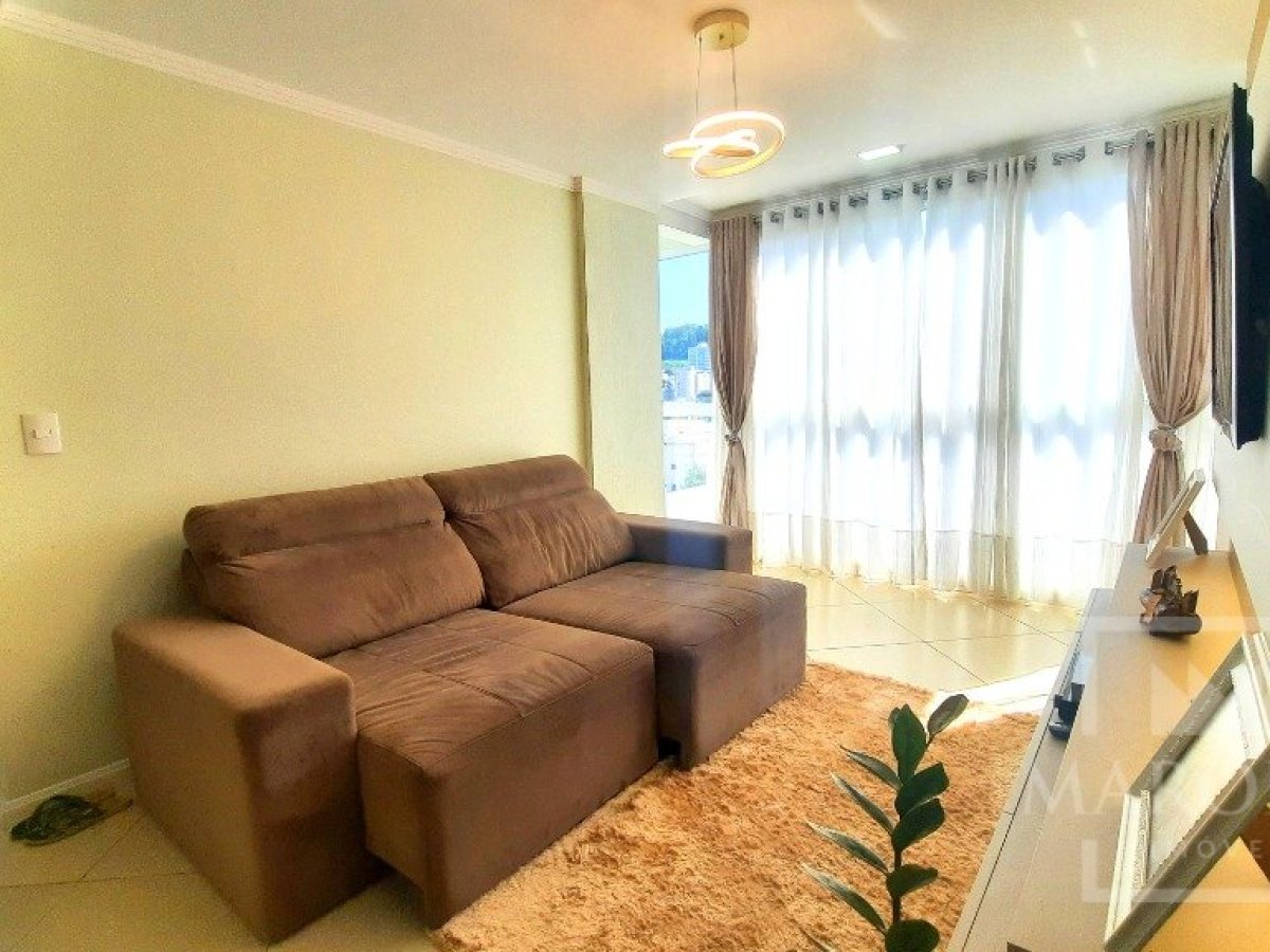 Casa com 376m², 3 dormitórios, Sim suíte, 5 vagas, no bairro Centro em Marau