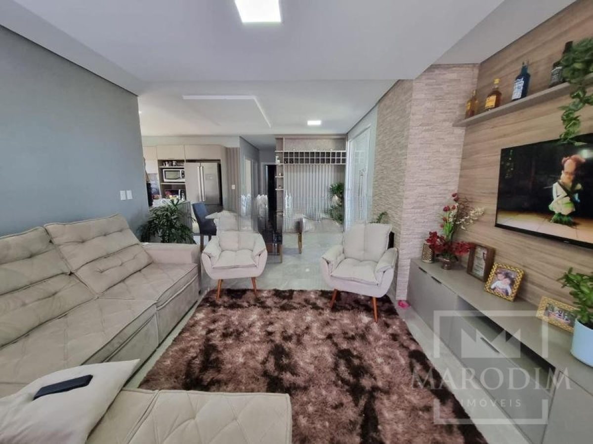 Casa com 130m², 3 dormitórios, Sim suíte, 2 vagas, no bairro Colinas Nova Marau em Marau