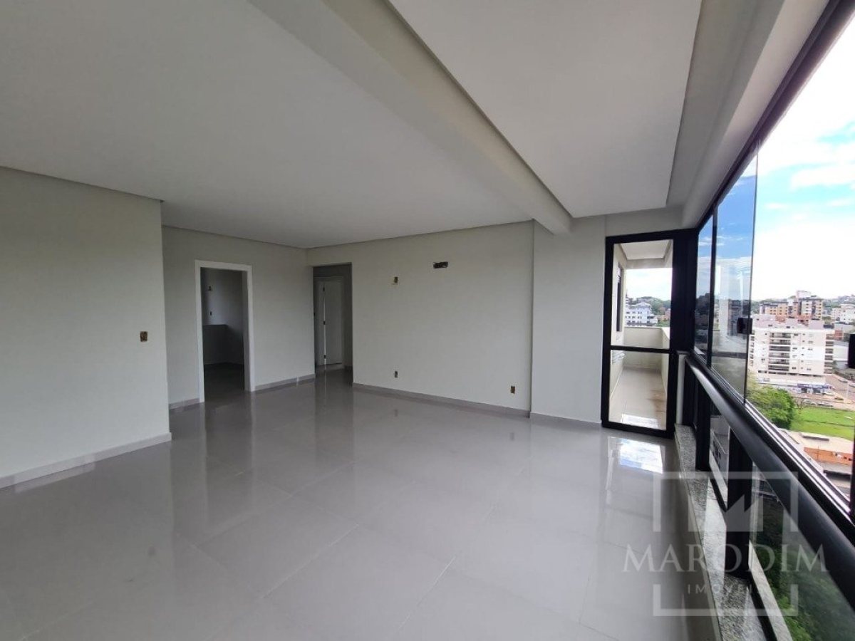 Apartamento com 97m², 3 dormitórios, Sim suíte, 1 vaga, no bairro Centro em Marau