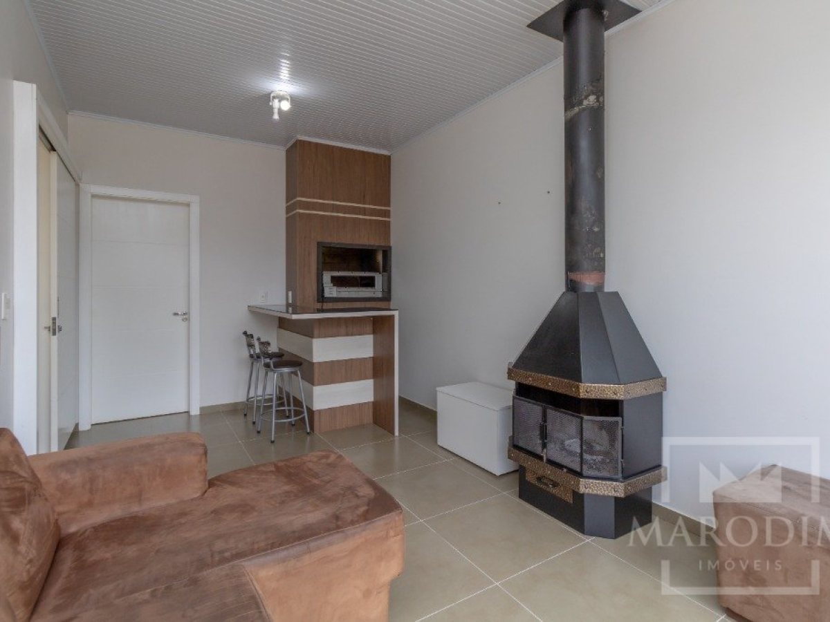 Casa com 100m², 3 dormitórios, Nao suíte, 2 vagas, no bairro Borges de Medeiros em Marau