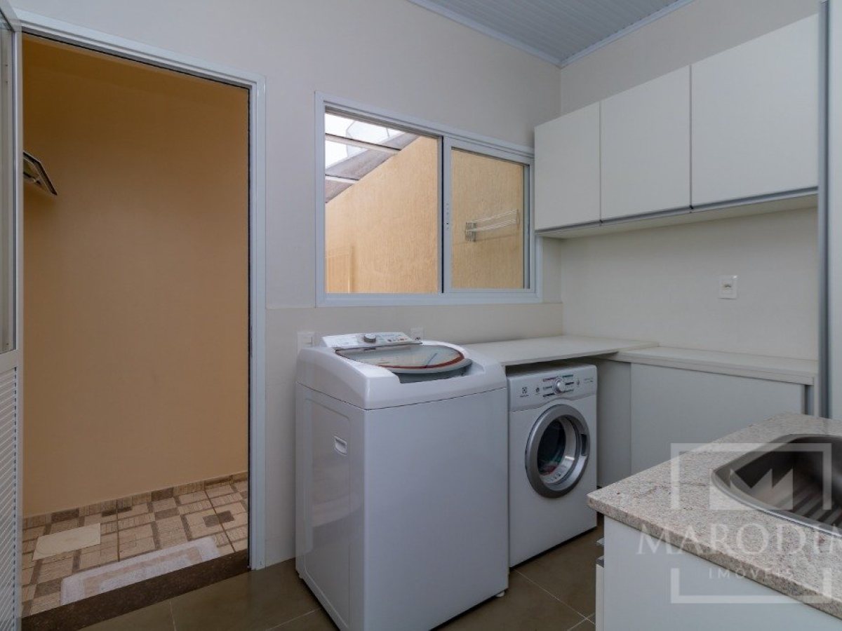 Casa com 100m², 3 dormitórios, Nao suíte, 2 vagas, no bairro Borges de Medeiros em Marau