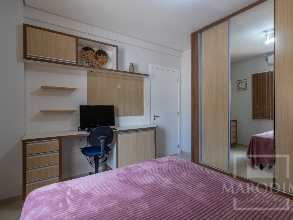 Casa com 100m², 3 dormitórios, Nao suíte, 2 vagas, no bairro Borges de Medeiros em Marau