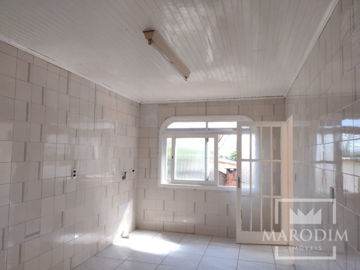 Casa com 150m², 3 dormitórios, Nao suíte, 1 vaga, no bairro Progresso em Marau