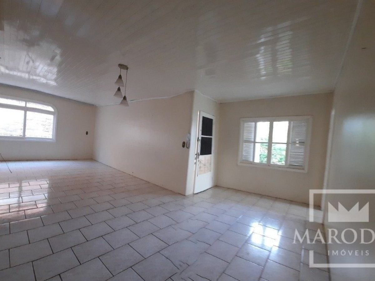 Casa com 150m², 3 dormitórios, Nao suíte, 1 vaga, no bairro Progresso em Marau