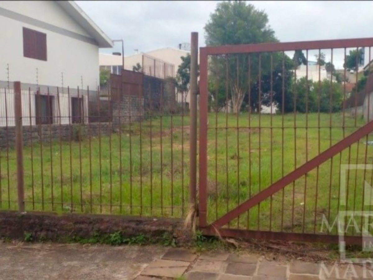 Terreno com 750m², Nao suíte, no bairro Bosque em Marau