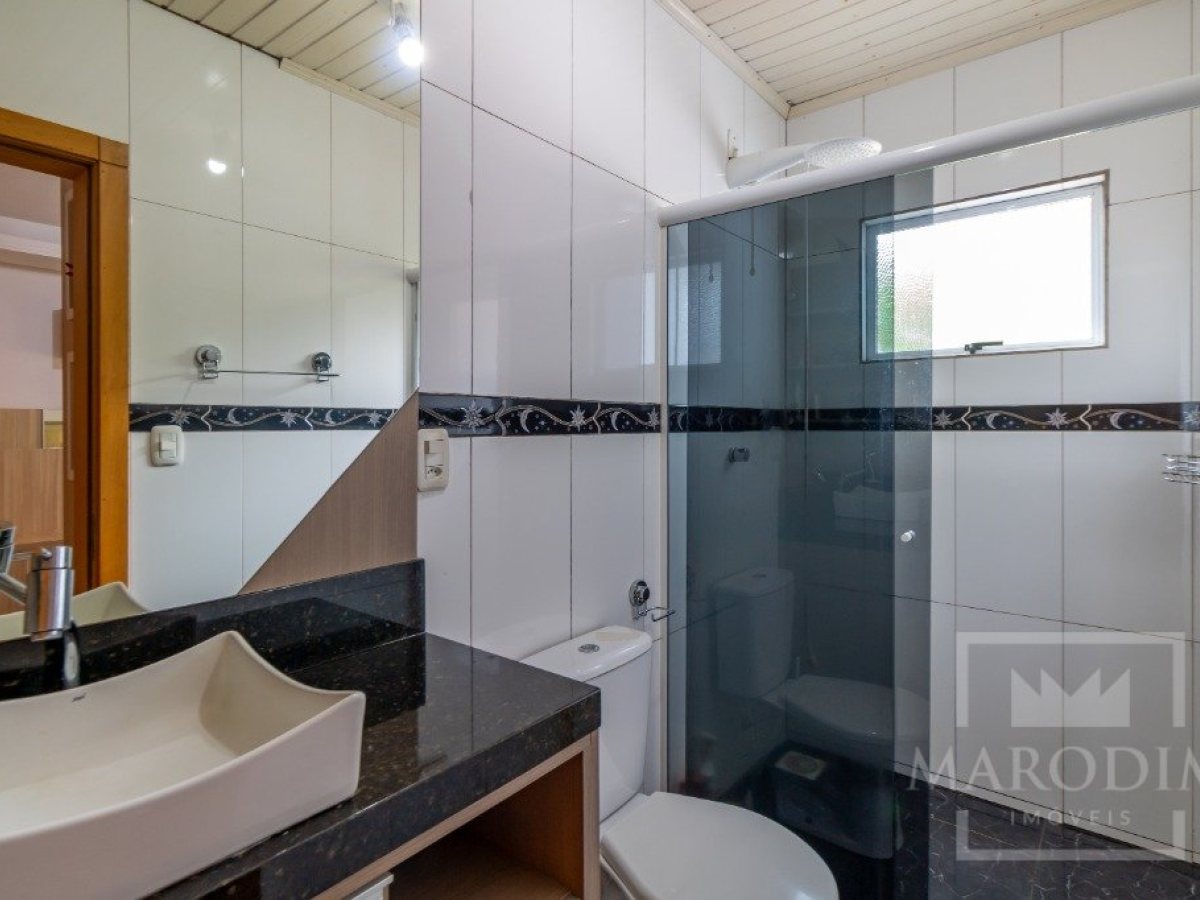 Casa com 100m², 5 dormitórios, Nao suíte, 2 vagas, no bairro Santa Isabel em Marau