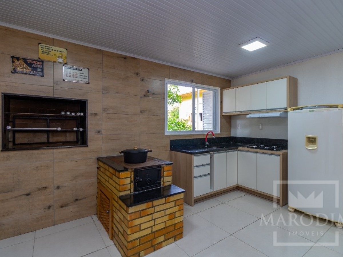 Casa com 100m², 5 dormitórios, Nao suíte, 2 vagas, no bairro Santa Isabel em Marau