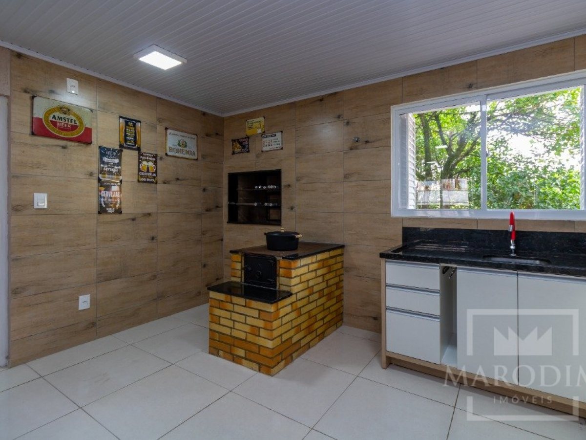 Casa com 100m², 5 dormitórios, Nao suíte, 2 vagas, no bairro Santa Isabel em Marau