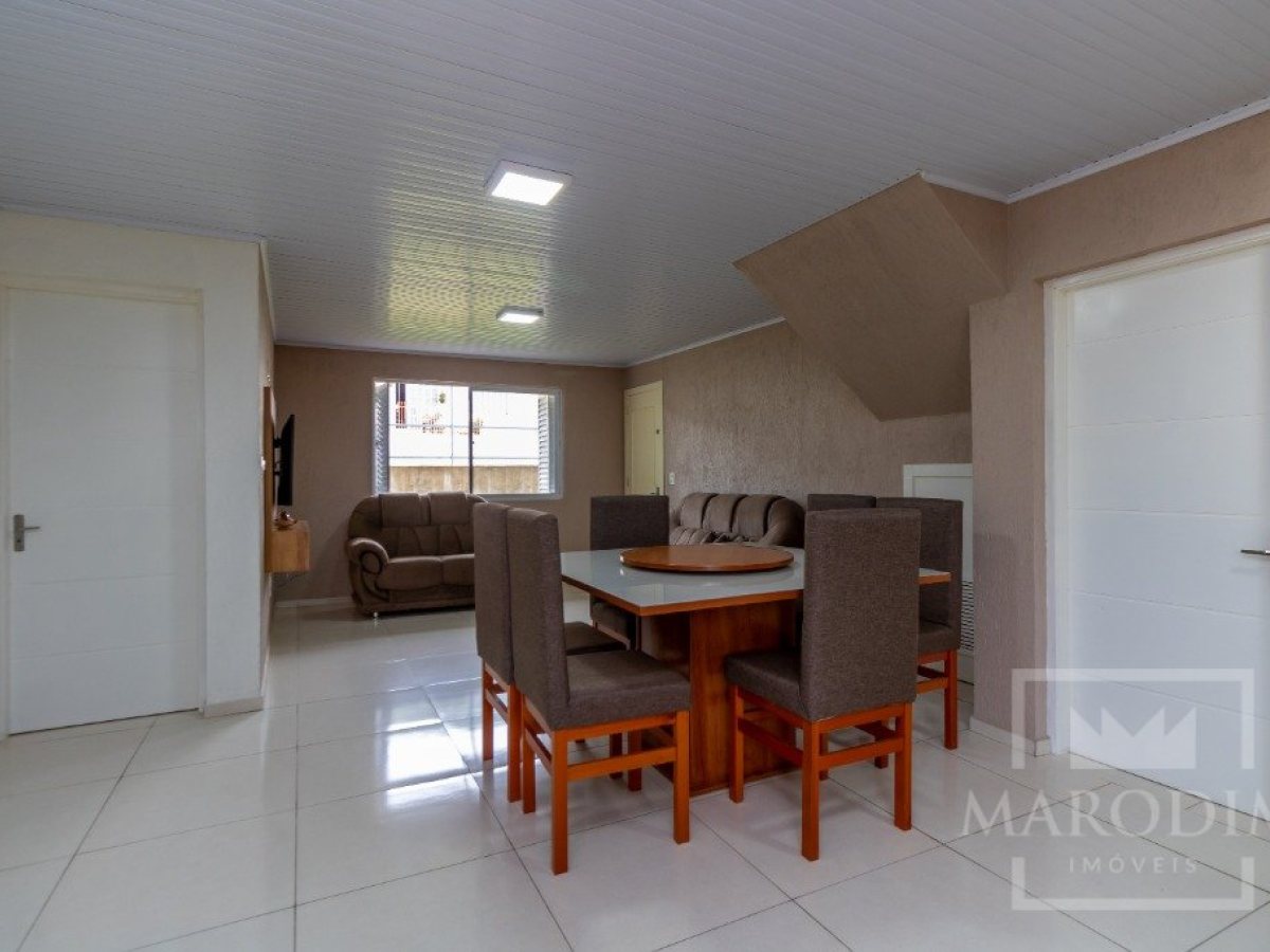 Casa com 100m², 5 dormitórios, Nao suíte, 2 vagas, no bairro Santa Isabel em Marau