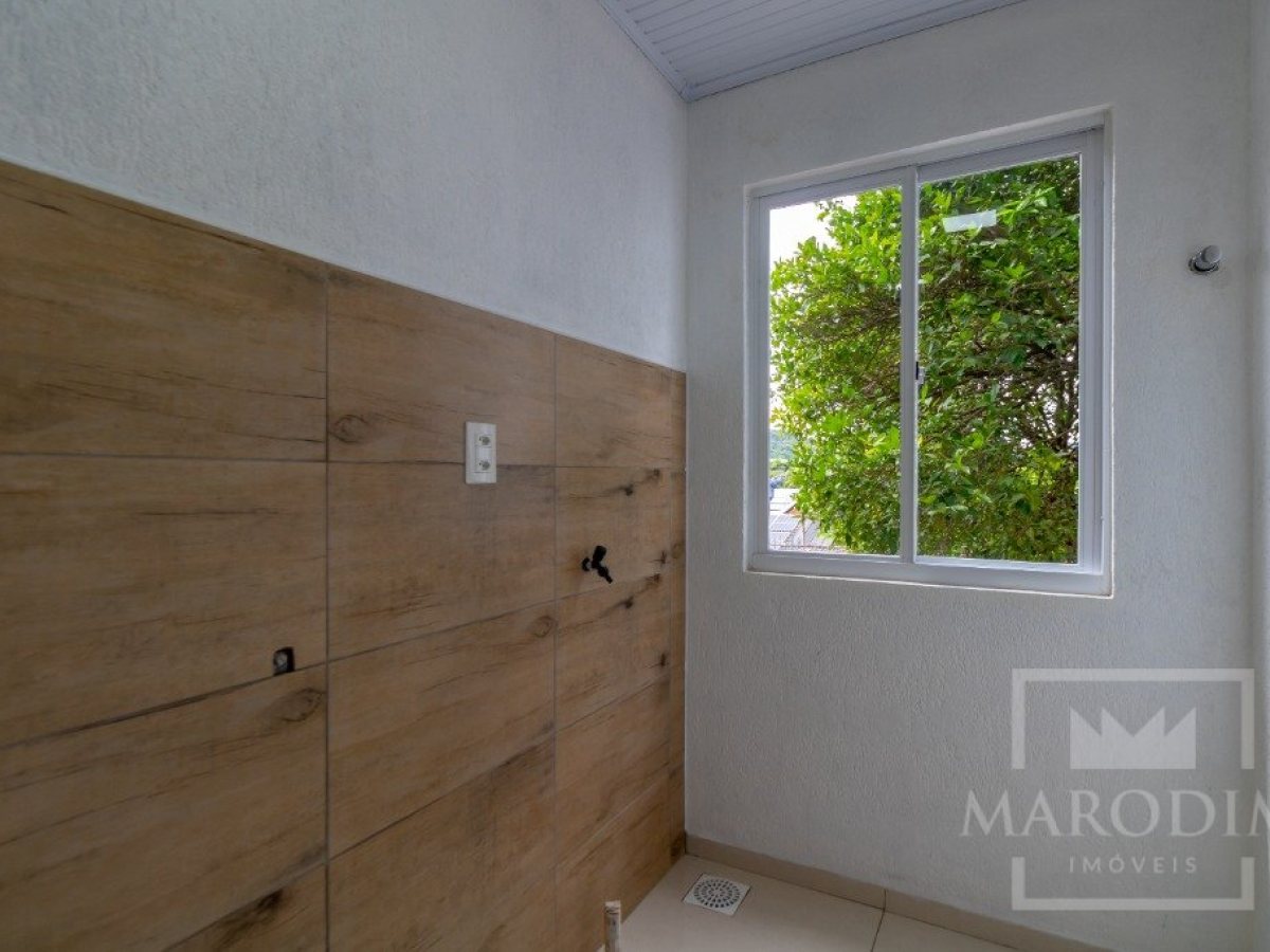 Casa com 100m², 5 dormitórios, Nao suíte, 2 vagas, no bairro Santa Isabel em Marau