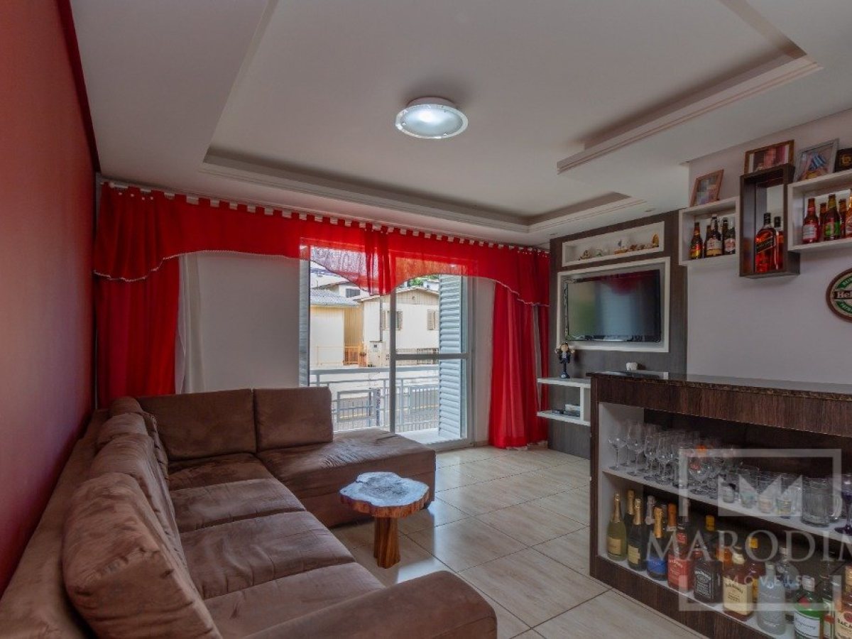 Casa com 100m², 5 dormitórios, Nao suíte, 2 vagas, no bairro Santa Isabel em Marau