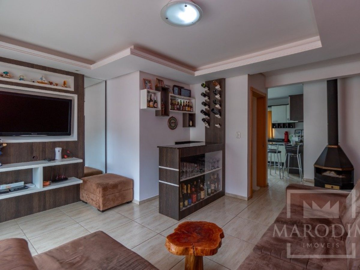 Casa com 100m², 5 dormitórios, Nao suíte, 2 vagas, no bairro Santa Isabel em Marau