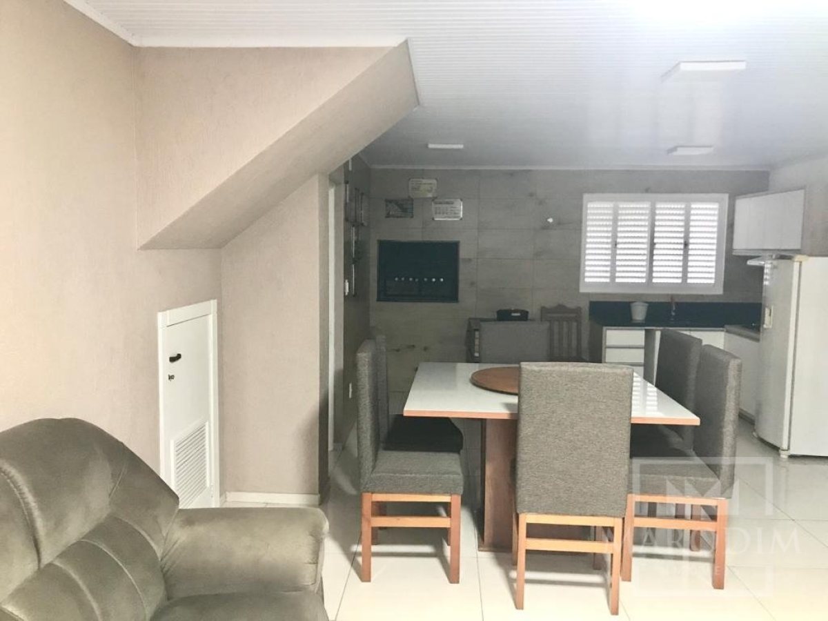 Casa com 100m², 5 dormitórios, Nao suíte, 2 vagas, no bairro Santa Isabel em Marau