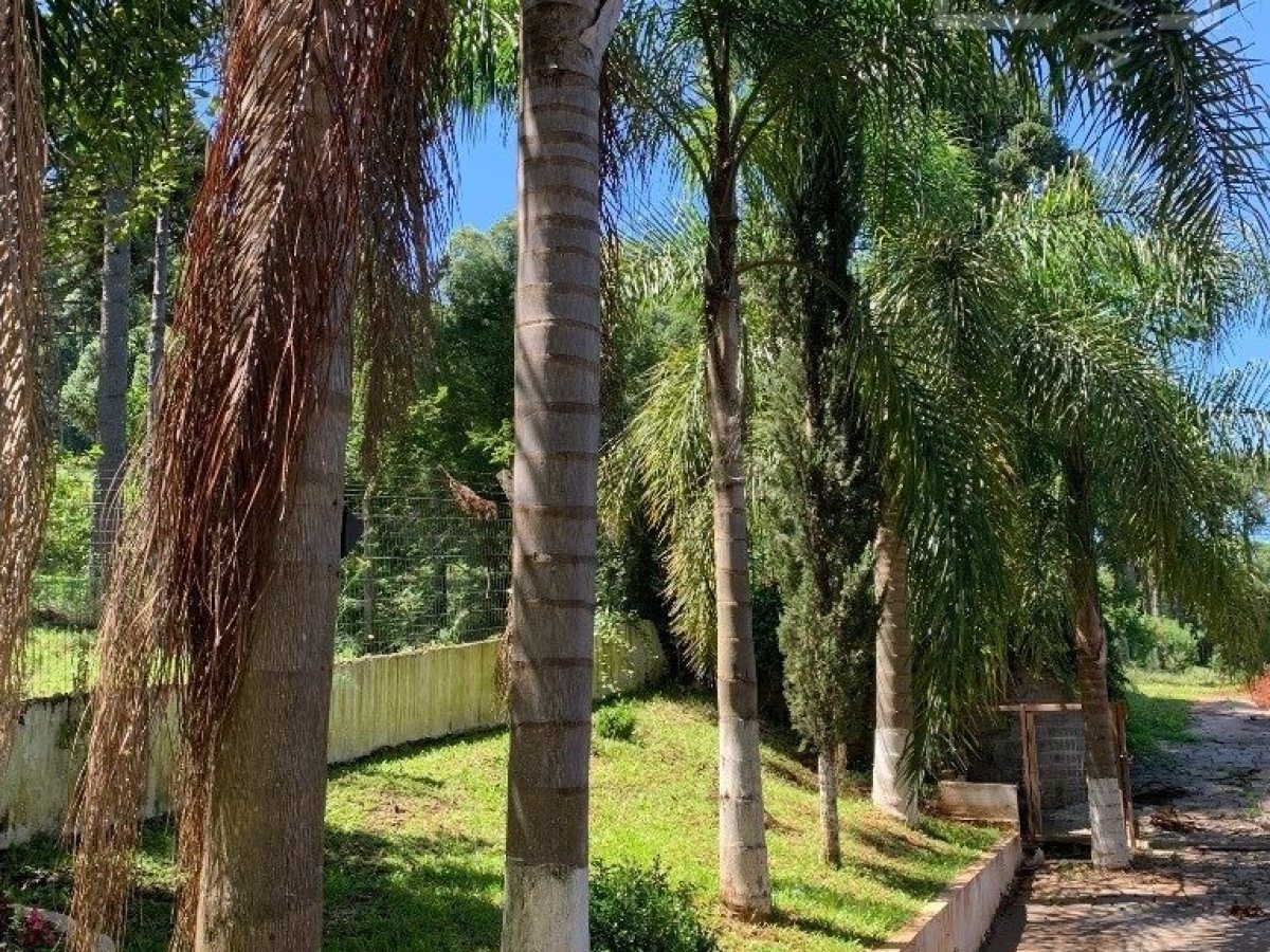 Chácara com 199m², 3 dormitórios, Nao suíte, 2 vagas, no bairro Interior em Marau