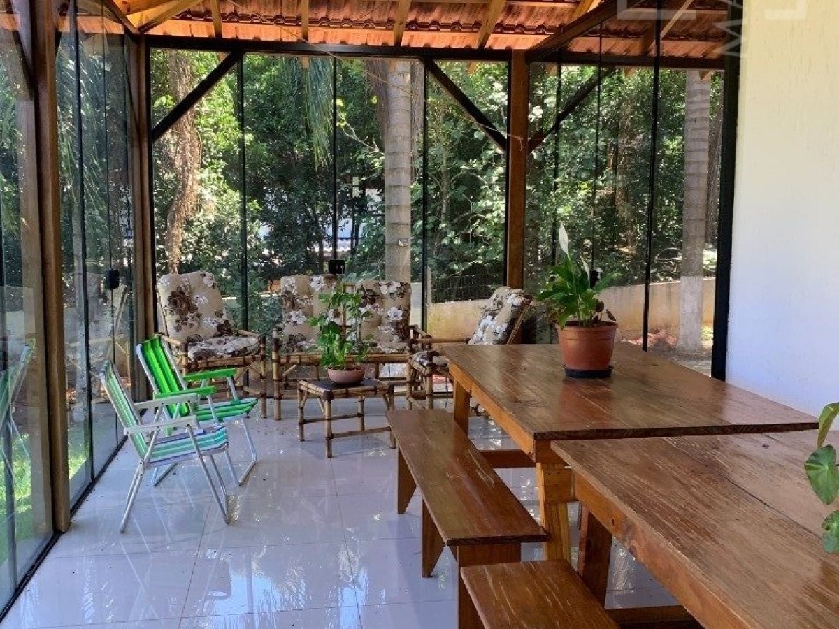 Chácara com 199m², 3 dormitórios, Nao suíte, 2 vagas, no bairro Interior em Marau