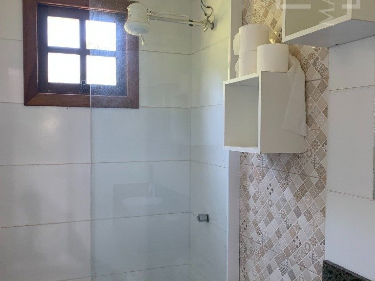 Chácara com 199m², 3 dormitórios, Nao suíte, 2 vagas, no bairro Interior em Marau