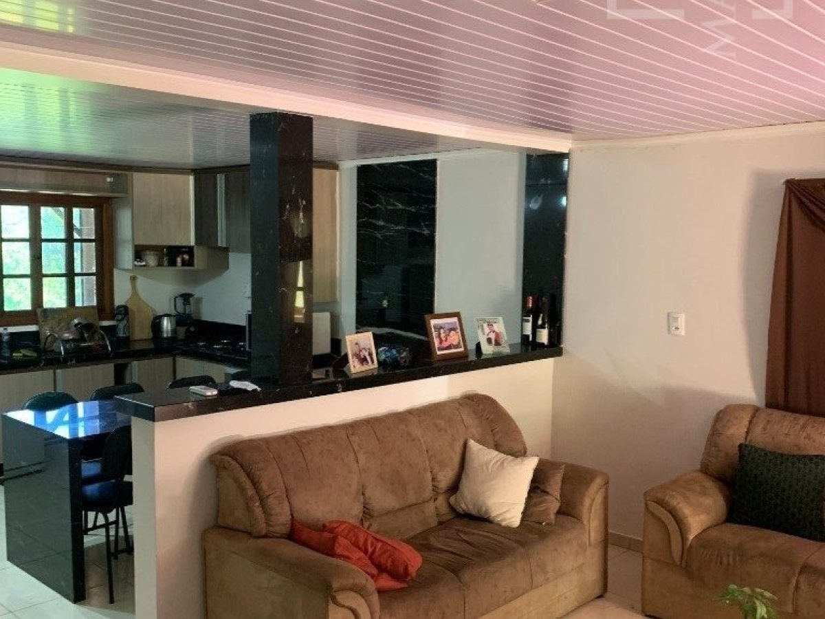 Chácara com 199m², 3 dormitórios, Nao suíte, 2 vagas, no bairro Interior em Marau