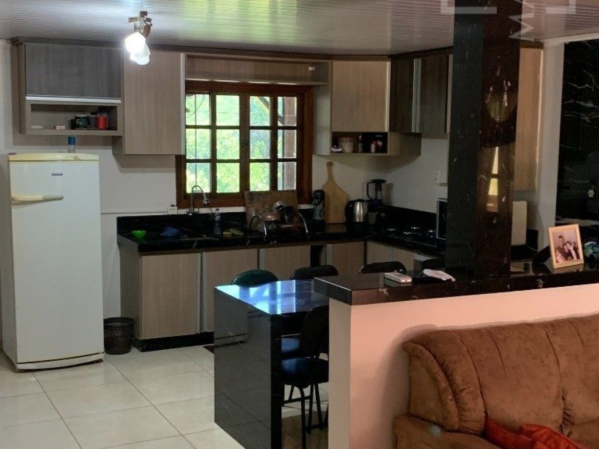 Chácara com 199m², 3 dormitórios, Nao suíte, 2 vagas, no bairro Interior em Marau