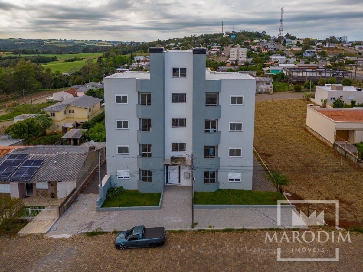 Apartamento com 49m², 2 dormitórios, Nao suíte, 1 vaga, no bairro Santa Lúcia em Marau