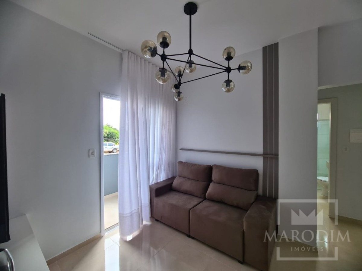 Apartamento com 49m², 2 dormitórios, Nao suíte, 1 vaga, no bairro Santa Lúcia em Marau