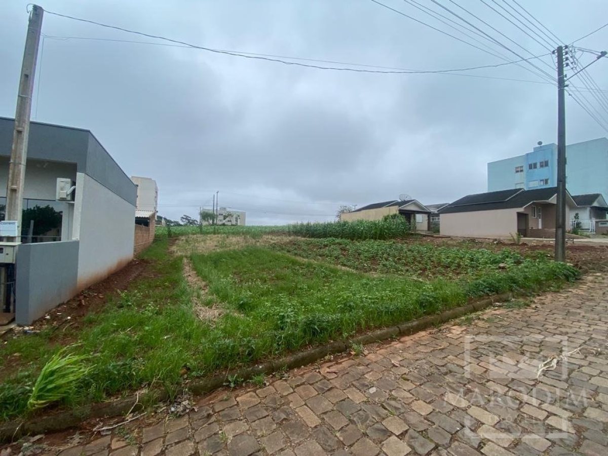 Terreno com 312m², Nao suíte, no bairro Colinas Nova Marau em Marau