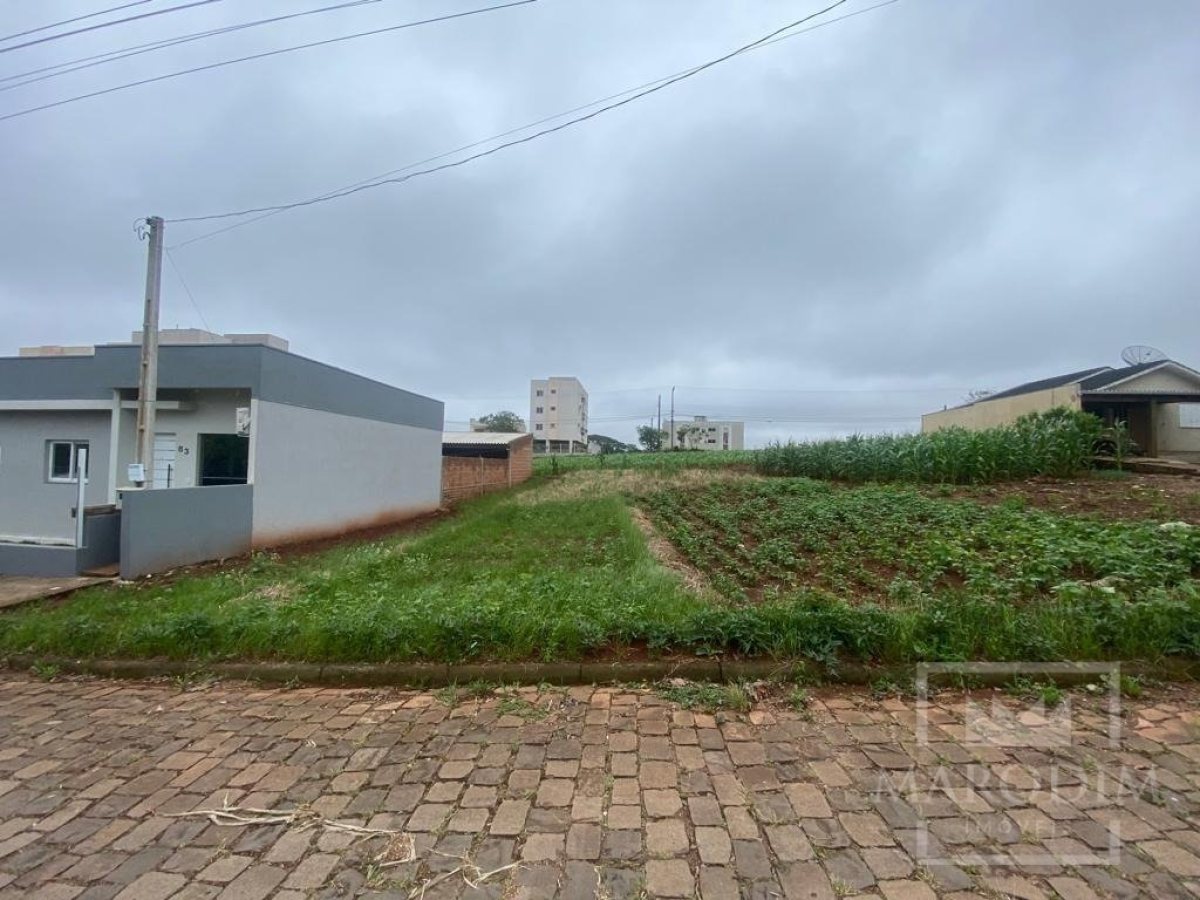 Terreno com 312m², Nao suíte, no bairro Colinas Nova Marau em Marau