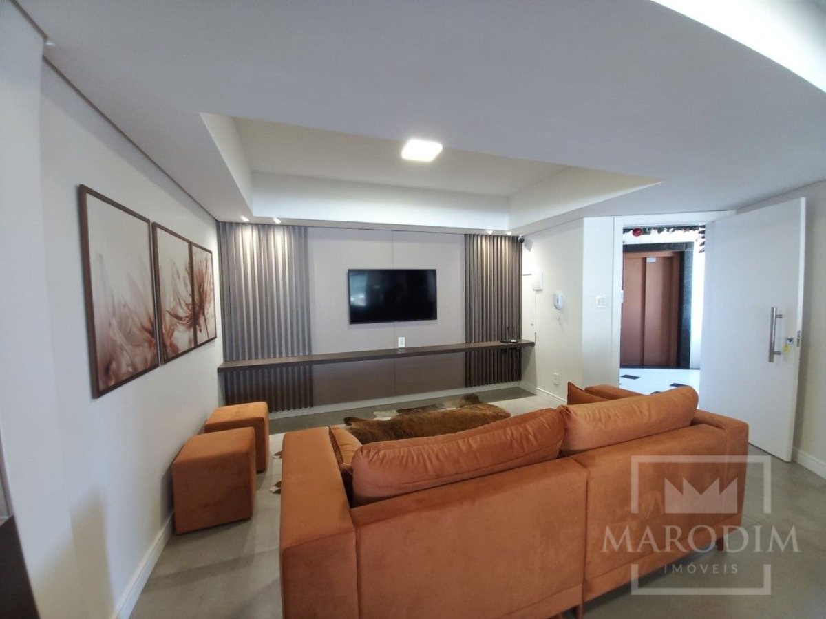 Apartamento com 204m², 4 dormitórios, Sim suíte, 2 vagas, no bairro Centro em Marau