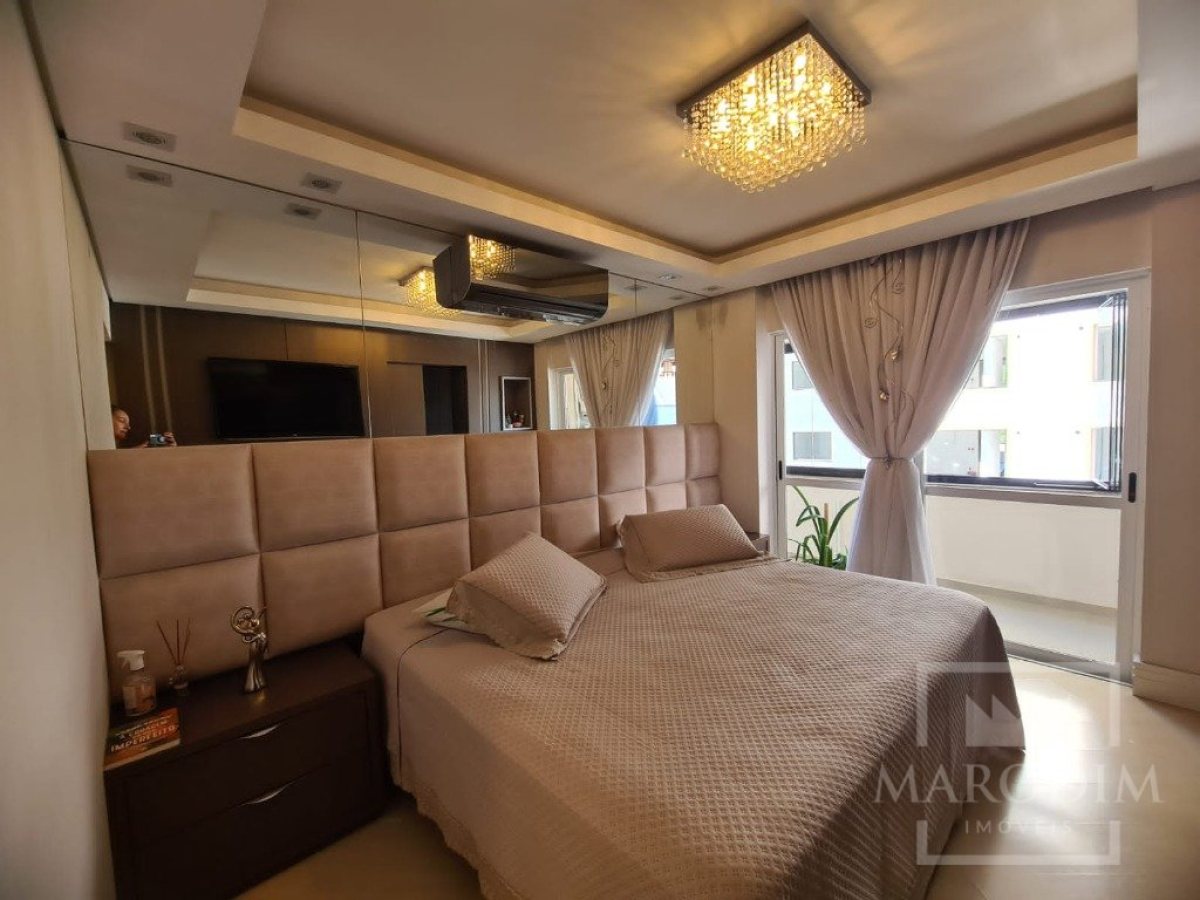 Apartamento com 204m², 4 dormitórios, Sim suíte, 2 vagas, no bairro Centro em Marau