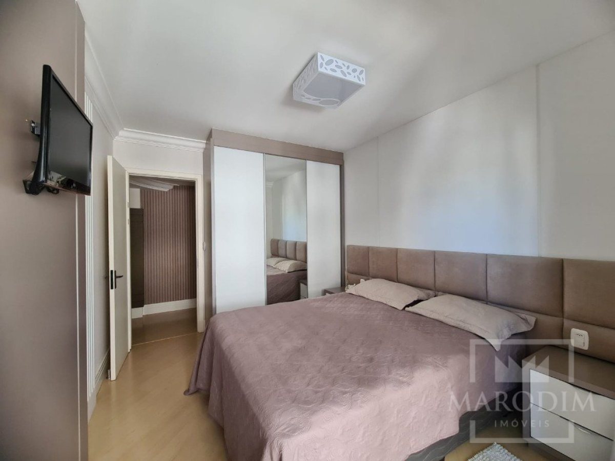 Apartamento com 204m², 4 dormitórios, Sim suíte, 2 vagas, no bairro Centro em Marau