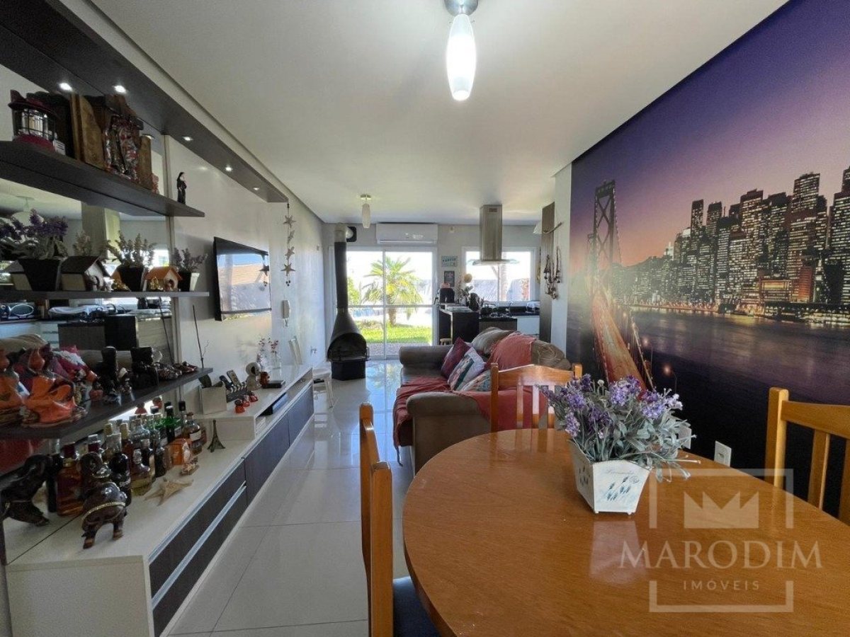 Casa com 170m², 4 dormitórios, Sim suíte, 2 vagas, no bairro Colinas Nova Marau em Marau