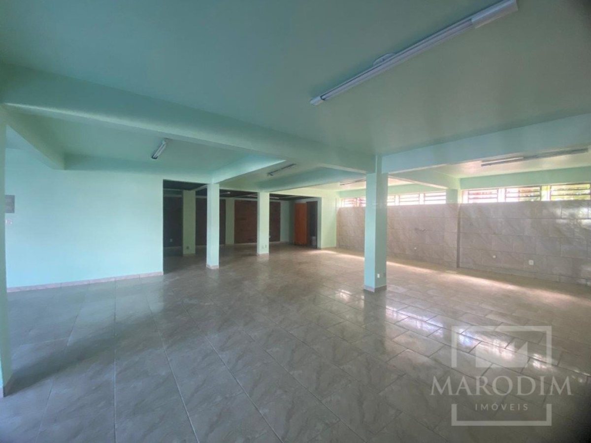 Salas/Conjuntos com 100m², Nao suíte, no bairro Centro em Marau