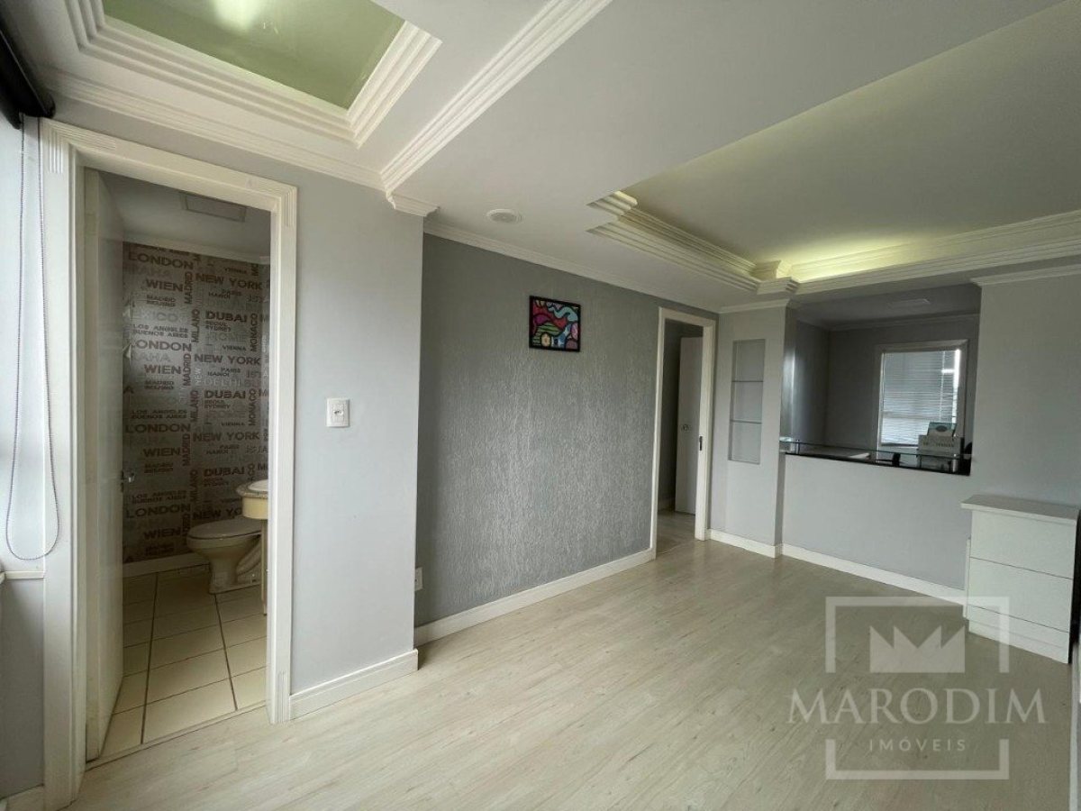 Salas/Conjuntos com 72m², Nao suíte, no bairro Centro em Marau