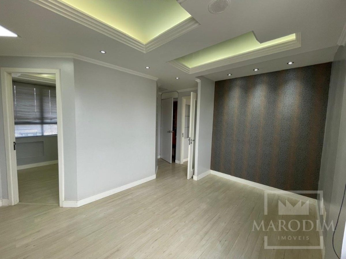 Salas/Conjuntos com 72m², Nao suíte, no bairro Centro em Marau