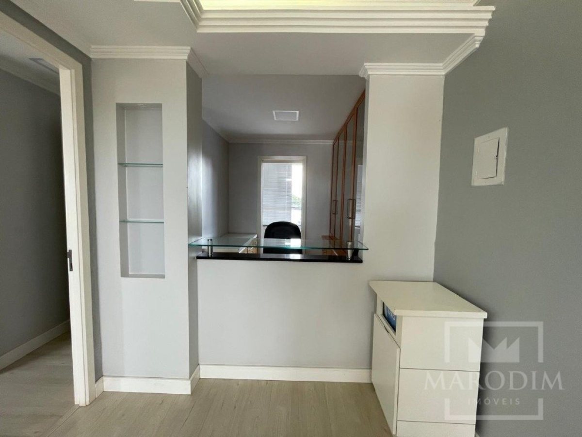 Salas/Conjuntos com 72m², Nao suíte, no bairro Centro em Marau