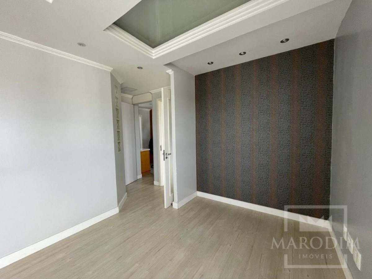 Salas/Conjuntos com 72m², Nao suíte, no bairro Centro em Marau