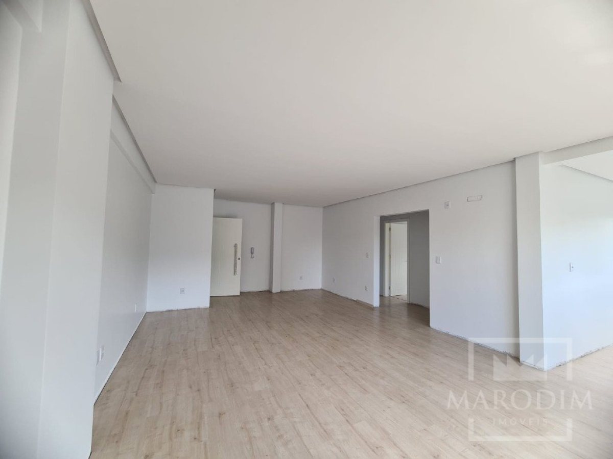 Apartamento com 99m², 3 dormitórios, Sim suíte, 1 vaga, no bairro Centro em Marau