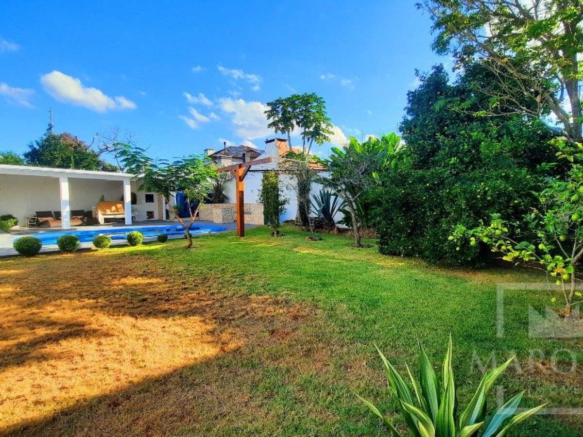 Casa com 256m², 5 dormitórios, Sim suíte, 3 vagas, no bairro Jardim das Palmeiras em Marau