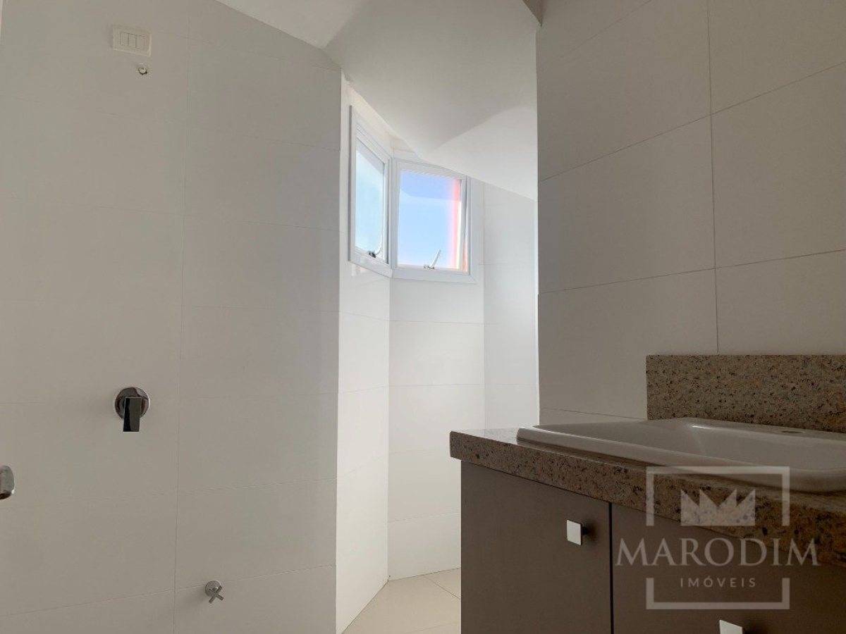 Cobertura com 119m², 2 dormitórios, Sim suíte, 2 vagas, no bairro Centro em Marau