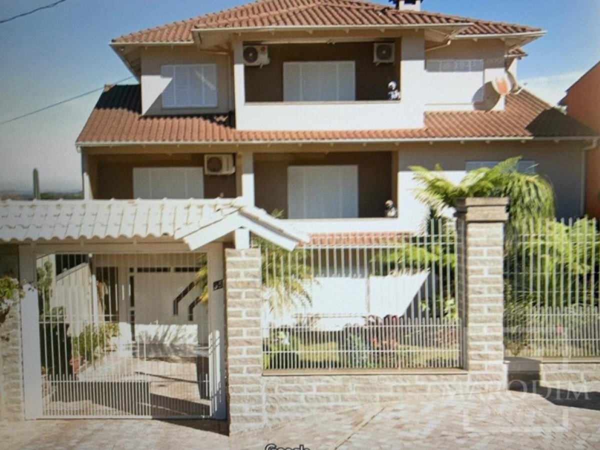 Casa com 370m², 6 dormitórios, Sim suíte, 2 vagas, no bairro São José  Operário em Marau