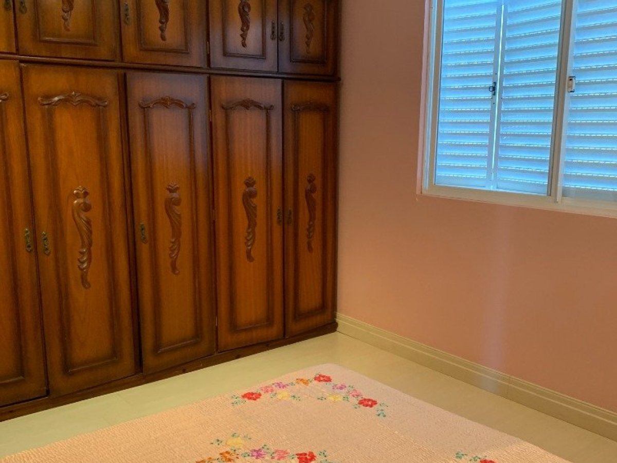 Casa com 370m², 6 dormitórios, Sim suíte, 2 vagas, no bairro São José  Operário em Marau