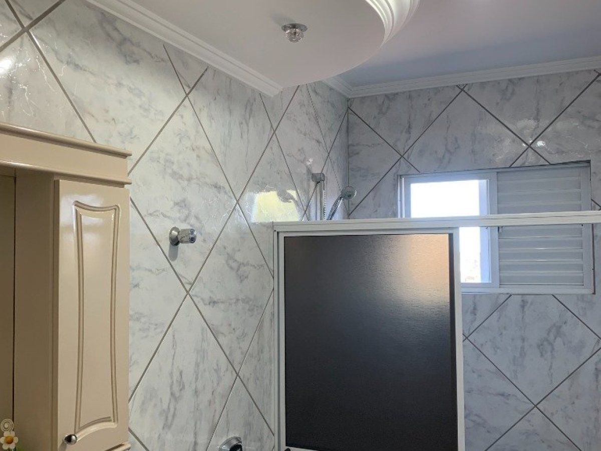 Casa com 370m², 6 dormitórios, Sim suíte, 2 vagas, no bairro São José  Operário em Marau