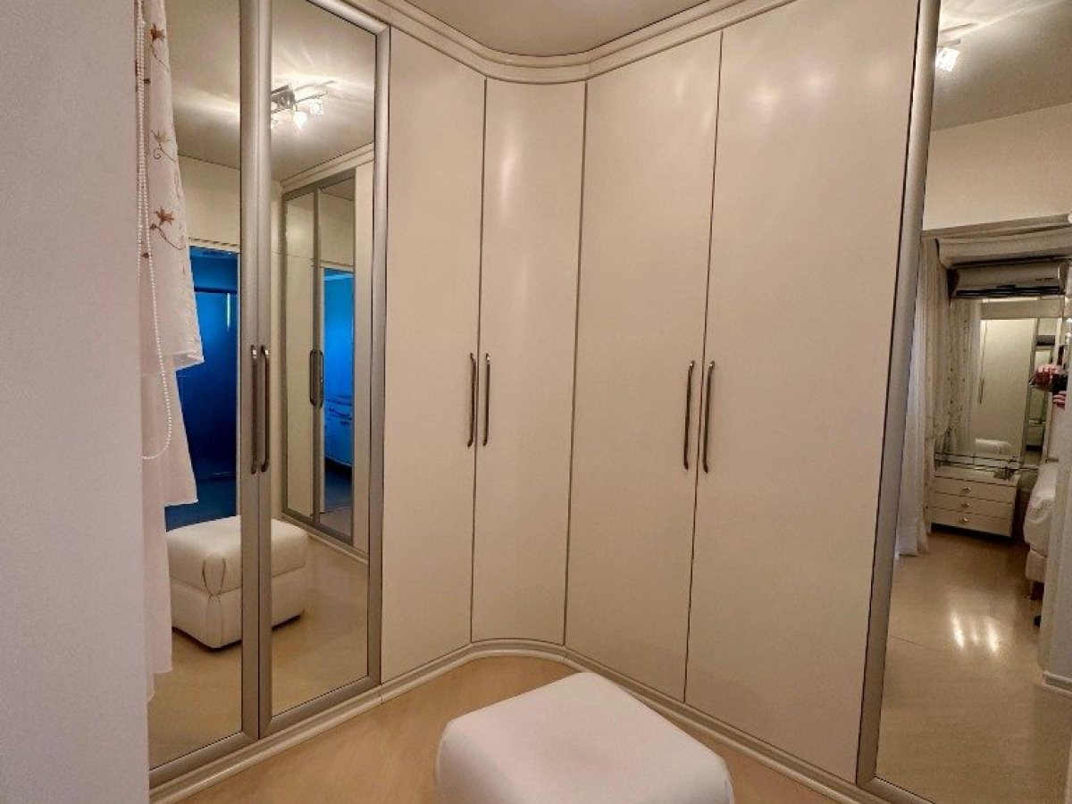 Apartamento com 204m², 3 dormitórios, Sim suíte, 2 vagas, no bairro Centro em Marau