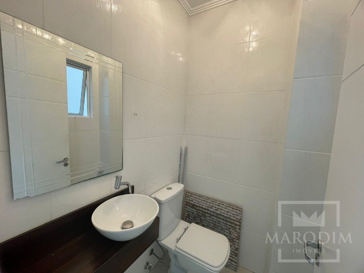 Salas/Conjuntos com 109m², Nao suíte, no bairro Centro em Marau