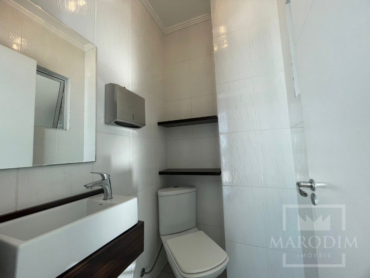 Salas/Conjuntos com 109m², Nao suíte, no bairro Centro em Marau